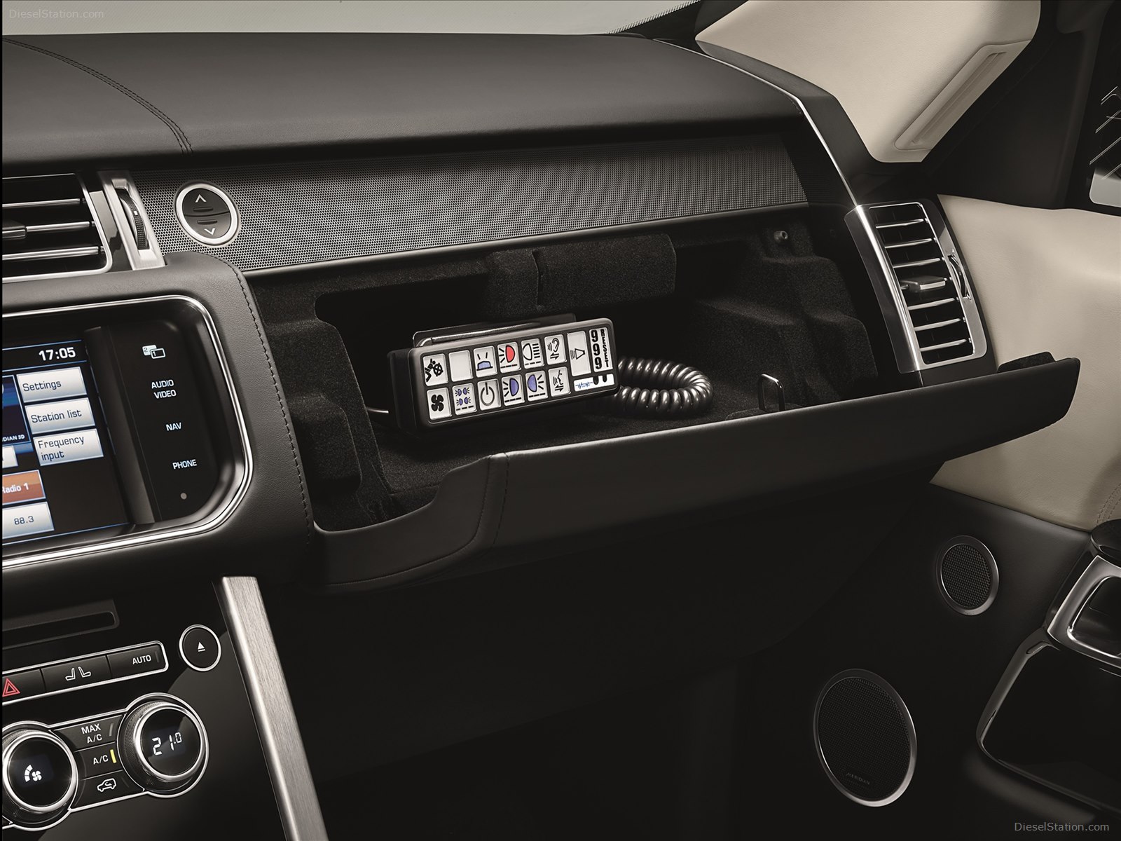 Range Rover Sentinel 2016